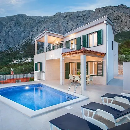 Vila White Magic Baška Voda